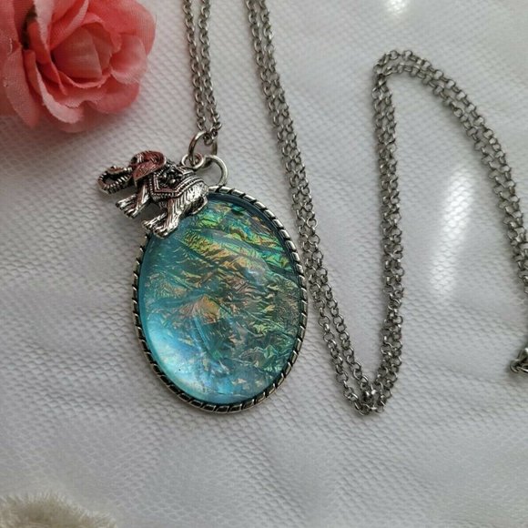 Blue Opal Elephant Aurora Borealis Cameo Necklace - Picture 5 of 6